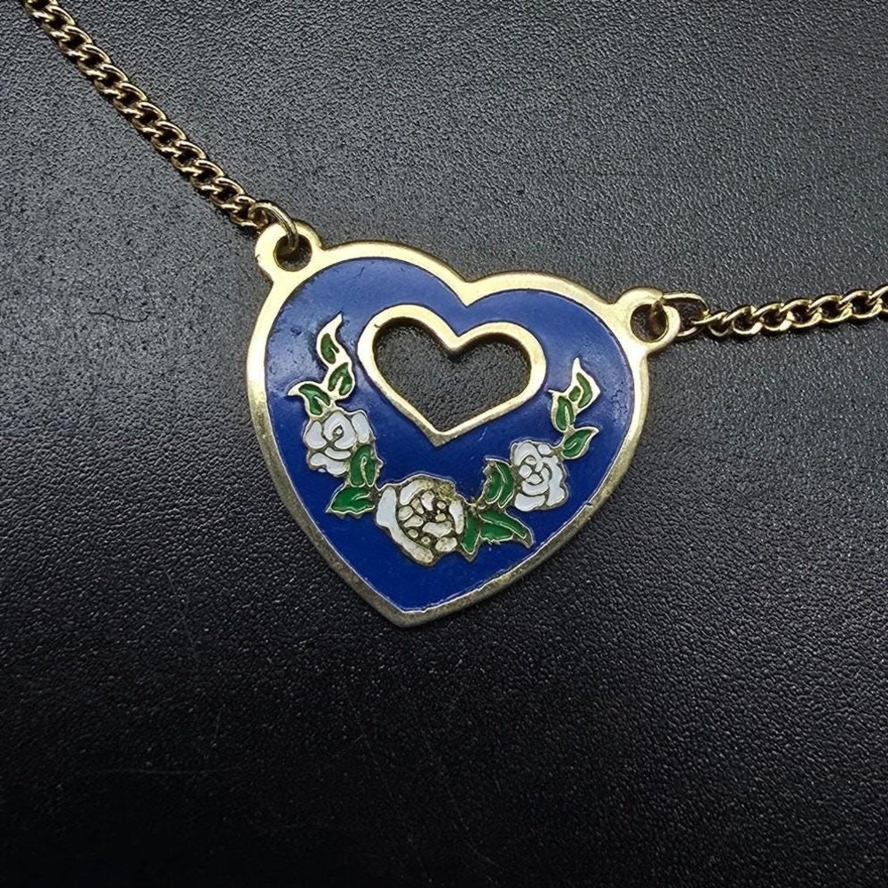 Blue Cloisonne Heart Pendant Necklace Gold Tone Vintage Costume Jewelry